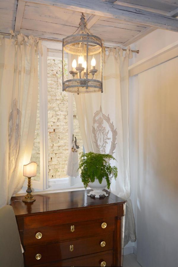 Le Stanze Del Cardinale Bed & Breakfast Pavia Bagian luar foto