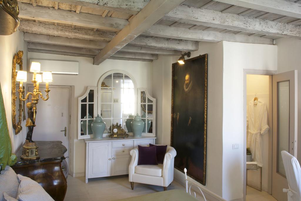 Le Stanze Del Cardinale Bed & Breakfast Pavia Ruang foto