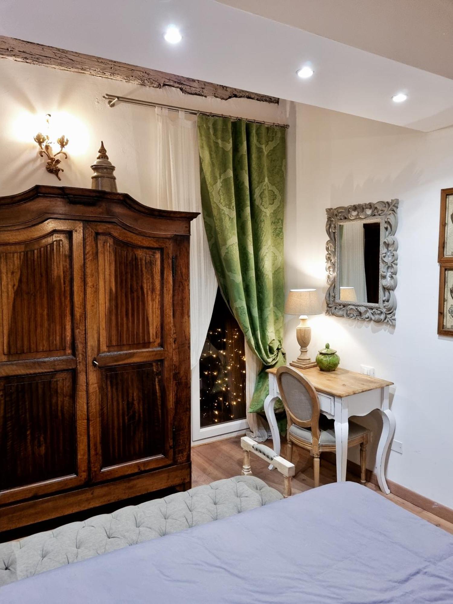 Le Stanze Del Cardinale Bed & Breakfast Pavia Bagian luar foto