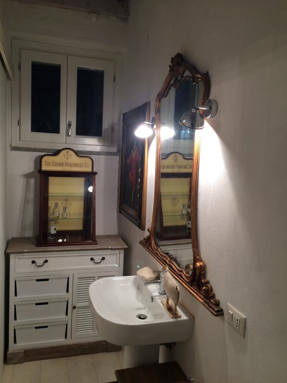 Le Stanze Del Cardinale Bed & Breakfast Pavia Ruang foto